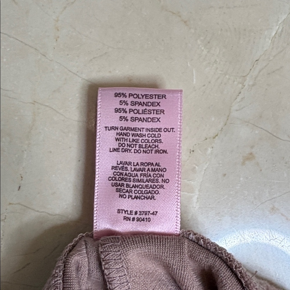 ⭐️ Juicy Couture Taupe Lounge Pants- size medium - Picture 8 of 10